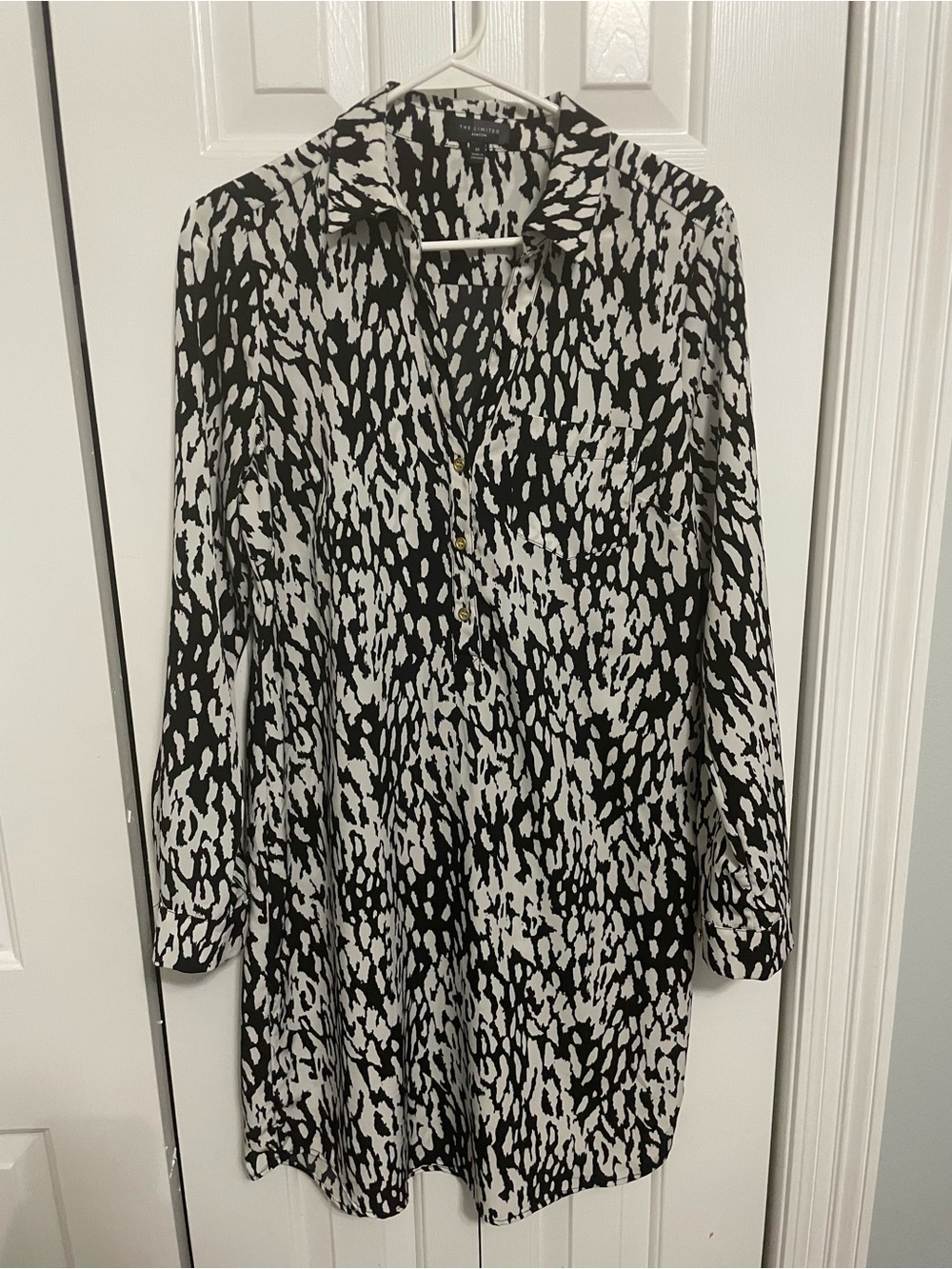 The Limited Black and White Printed Long Sleeve Shirt Dress